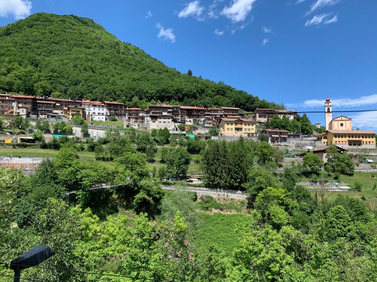 House Campi Lägenhet Riva del Garda Exteriör bild